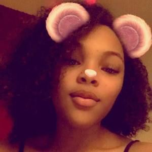 Meet your Posher, Kemyra